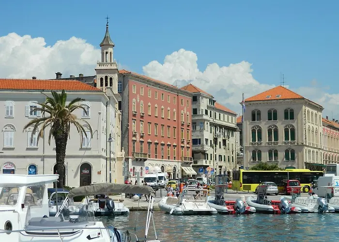 Guest house Guest House Maris Split